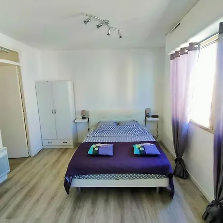 Appartamento Sevigne 5 : Repos Et Tranquillite A Deux Pas Des Thermes